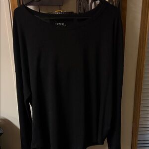 Time and True Black Long-Sleeve Women's Top Size XL